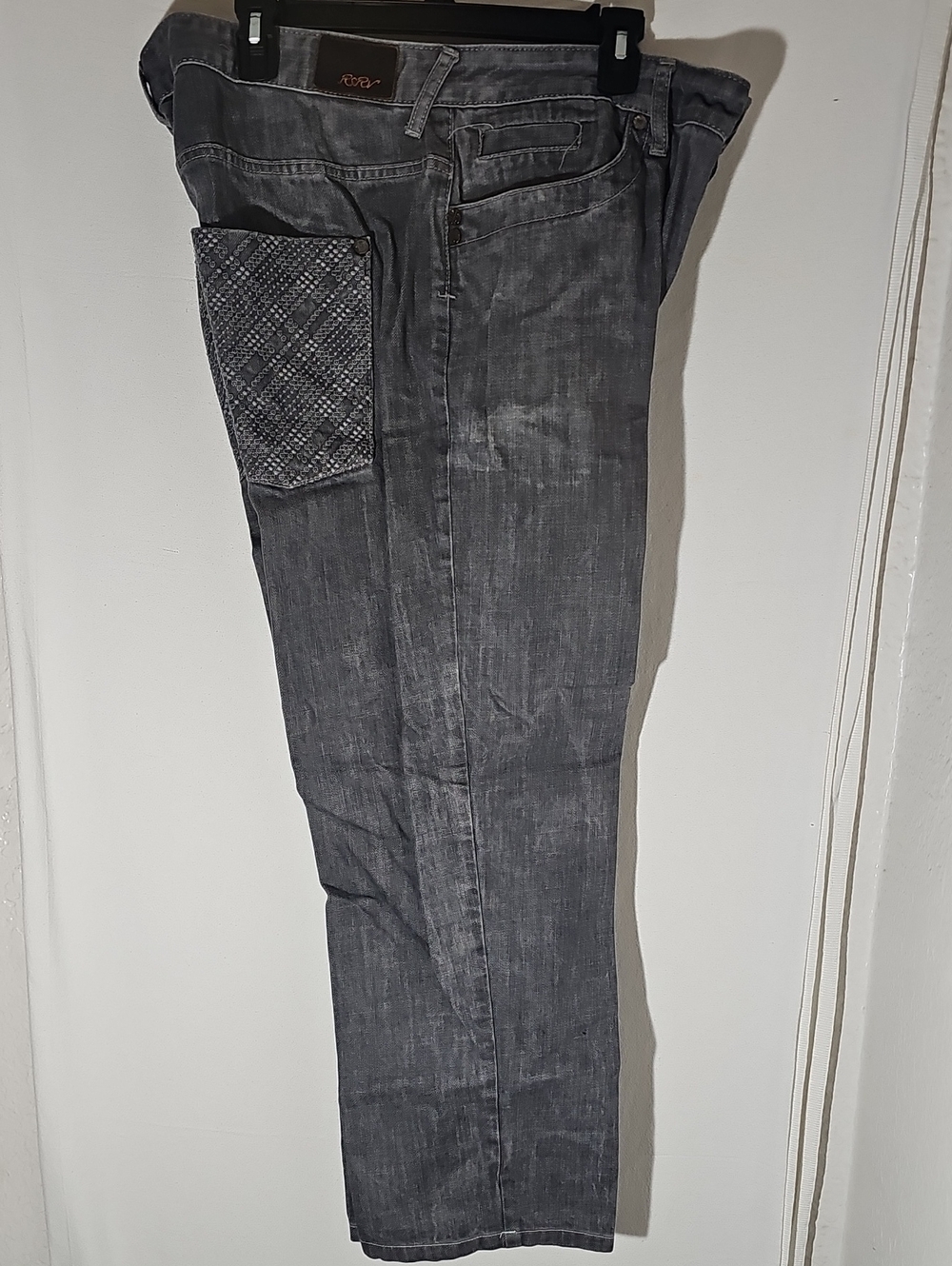Men's Gray Straight Jeans with Embellished Side Pocket